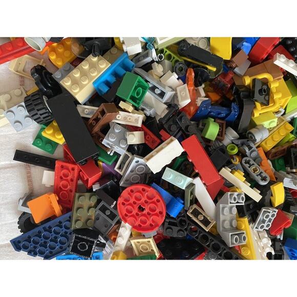 LEGOS Huge Lot Mixed UNSEARCHED 9.5+ lbs Bricks Plates Wheels MIni Figures Figs - Picture 3 of 16